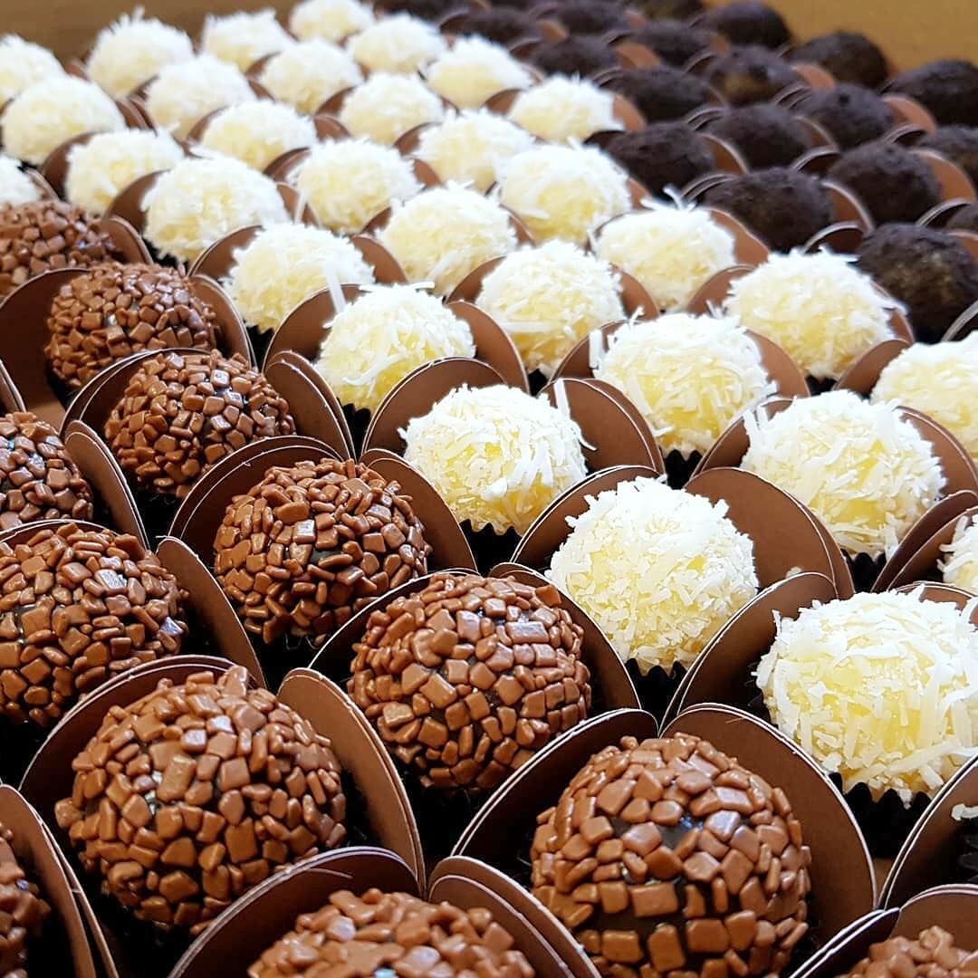 Nana's Chocolate Carioca Truffles